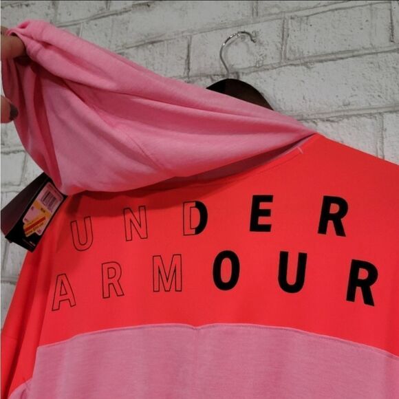 NWT Under Armour Long Sleeve Tee - Picture 4 of 13